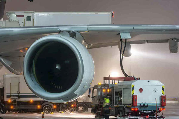 Aviation fuel supply at an aircraft